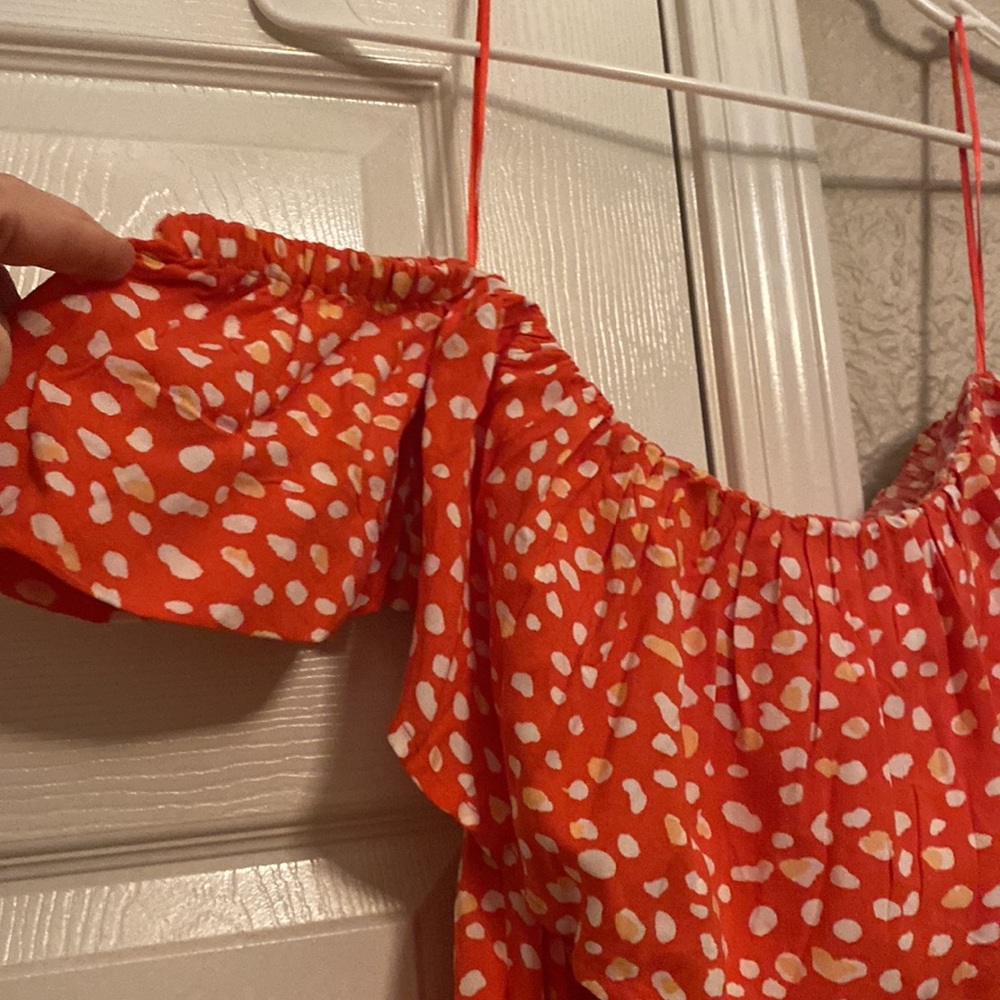 Romper - Picture 2 of 4